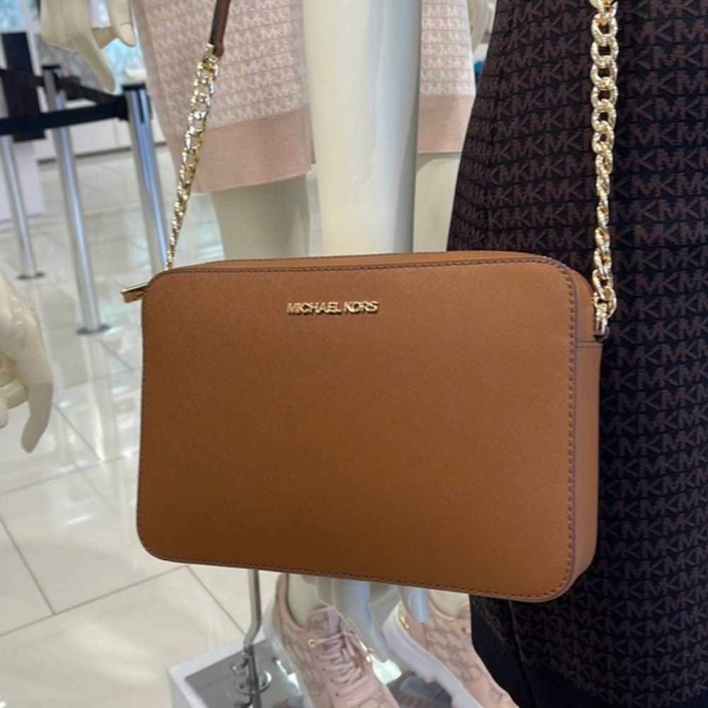 Michael Kors Jet Set Item Large East West Zip Crossbody Leather Luggage - Picture 13 of 16